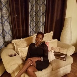 Meet your Posher, Ernestine